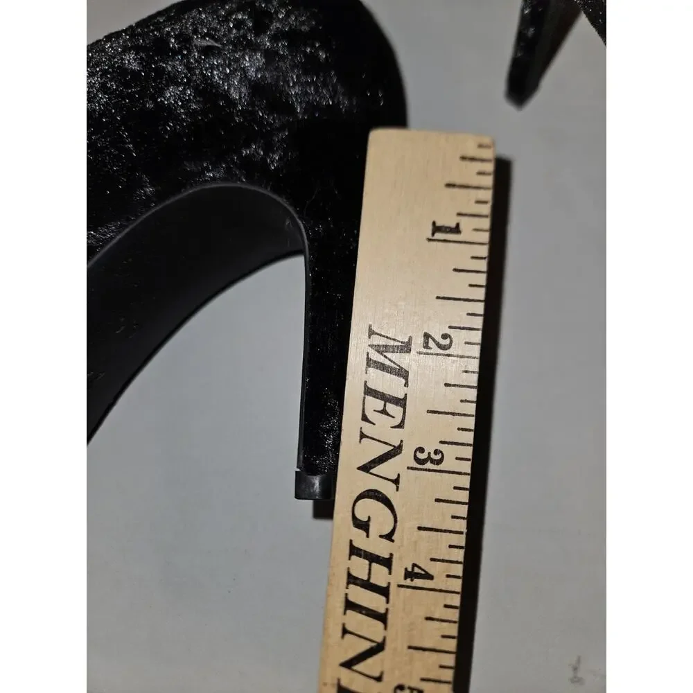 New With Box! Bcbgeneration Bissha-2 Velour Pump With Bling Bow Women's 5.5
